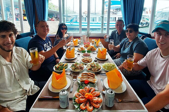 1 Day Tour to Halong Bay Cruise from 3 - 5 star Cruise & Transfer - Lunch and the first look at Halong Bay
