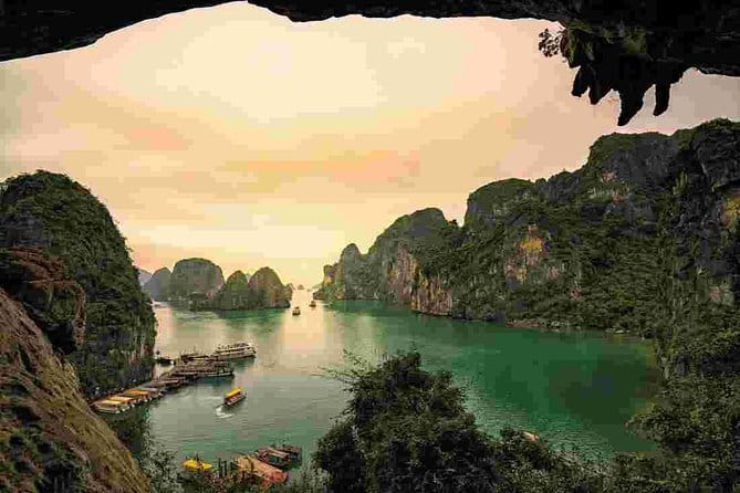 1 night cruise selection over Halong, Bai Tu Long or Lan Ha Bay - Key points to know before you book