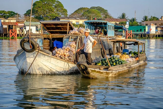 15-Day Private Tour - Vietnam Discovery & Phu Quoc Beach Escape - Ha Long Bay is beautiful, but the cruise schedule is early