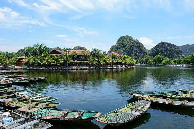 15-Day Private Tour - Vietnam Discovery & Phu Quoc Beach Escape - Hoi An brings old trading streets and working gardens