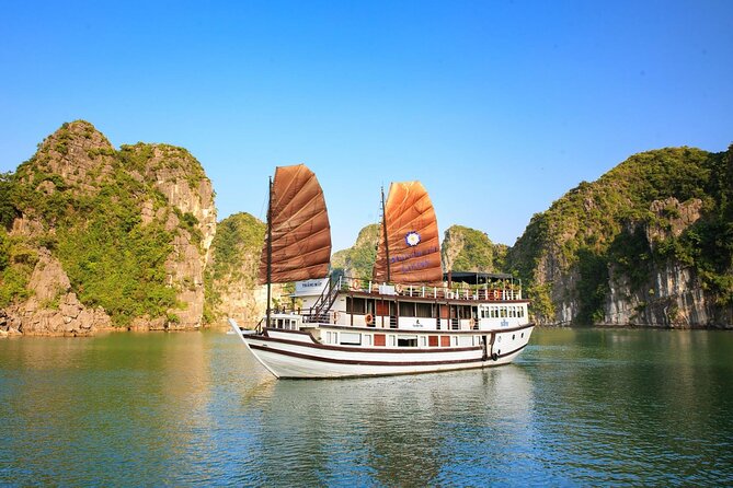 2-Day Boutique Cruise Discover Hidden Gems of Bai Tu Long Bay - Kayaking and beach time at Cap La