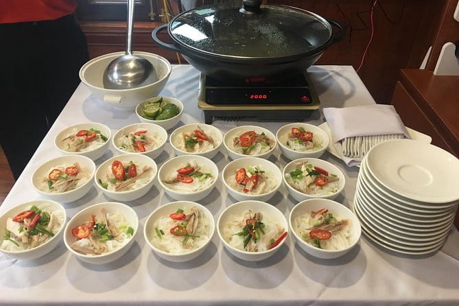 2-Day Cruise to Halong Bay and Lan Ha Bay on Calypso Cruises - How service affects the trip