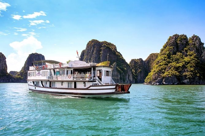 2-day Ha Long Bay Cruise included Transfer, Kayking and Swimming - Key points at a glance