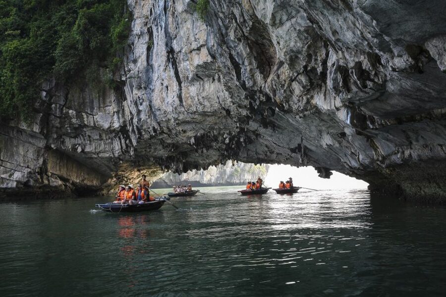 2-Day Ha Noi - Ninh Binh - Ha Long Bay Highlights Tour - Sung Sot Cave and its large chambers