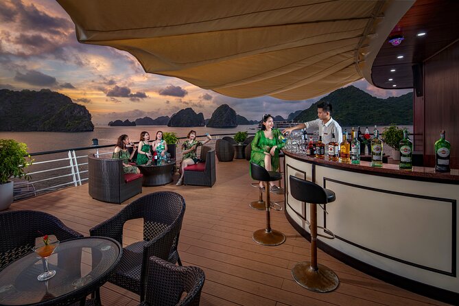 2-Day Luxury Halong Bay Aspira Cruise from Hanoi - Four meals and thoughtful service
