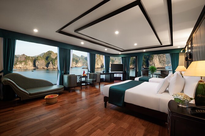 2-Day Luxury Halong Bay Aspira Cruise from Hanoi - Day one: sailing toward Lan Ha Bay