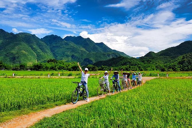 2-Day Mai Chau Valley Tour from Hanoi - The 3.5-hour road from Hanoi