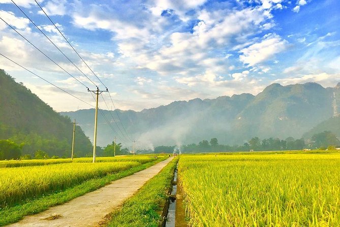 2-Day Mai Chau Valley Tour from Hanoi - What to pack for this particular trip