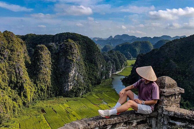 2 Day Private Tour in Ninh Binh with Mini Resort or 4 Star Hotel - The morning boat ride through Tam Coc