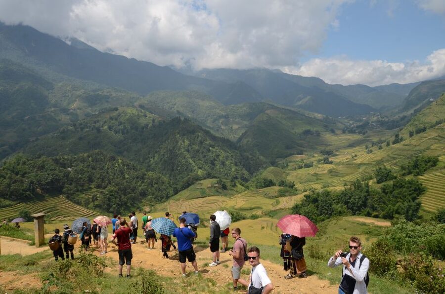 2-Day Sa Pa Ethnic Homestay Tour & Trek with Limousine Bus - Ta Van and the overnight homestay