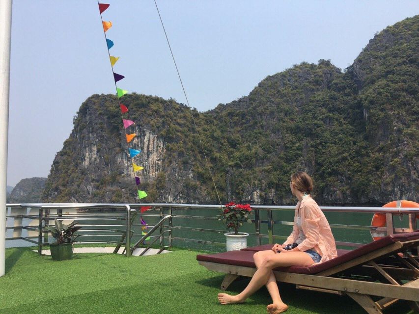 2-Day Traditional Cruise to Lan Ha Bay & Cat Ba Island - Floating fishing village and the first bay views