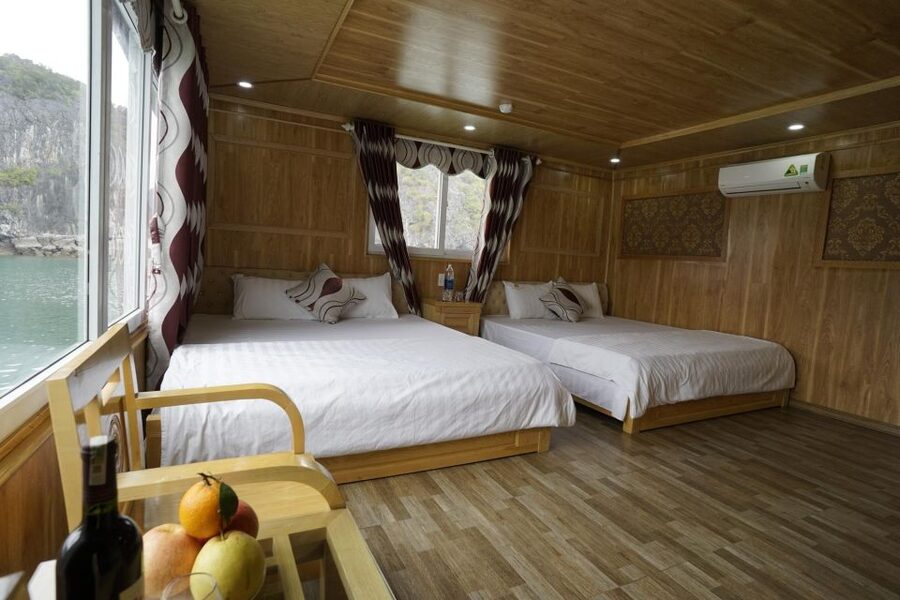 2-Day Traditional Cruise to Lan Ha Bay & Cat Ba Island - Swimming in a quieter part of Ha Long Bay