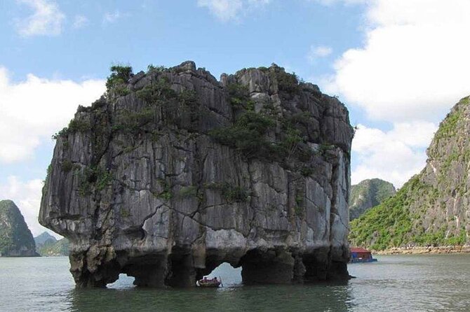 2 Days 1 Night Overnight on Cruise in Halong Bay - Why one night on Halong Bay is worth your time