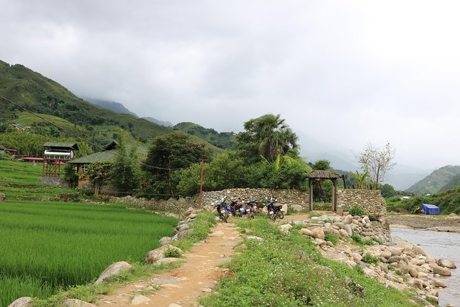 2 days 3 Nights Sapa Trekking Tour by Night Train from Hanoi - Cat Cat Village and the first four-hour trek