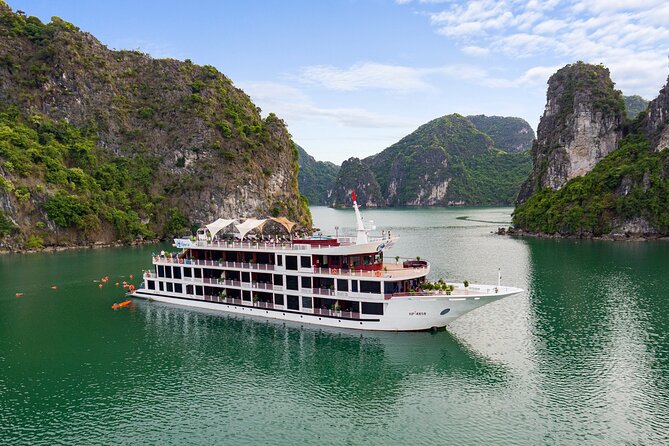 2-Days Aspira Cruise Tour around Hanoi- Halong- Lan Ha Bay - The Dark and Light Cave outing