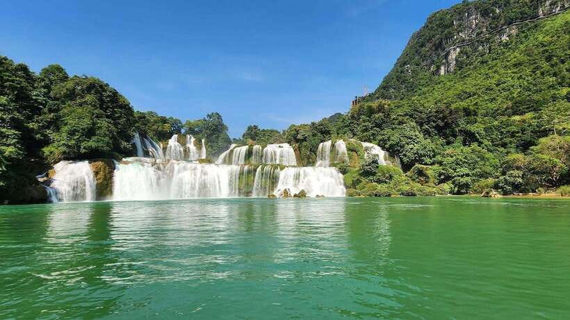 2-Night 1-Day Explore Ban Gioc Waterfall - Nguom Ngao Cave - Ngoc Con Valley starts the Cao Bang morning