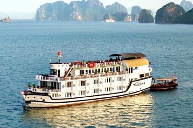 2D1N Bai Tu Long Bay cruises - Getting from Hanoi to the Halong port