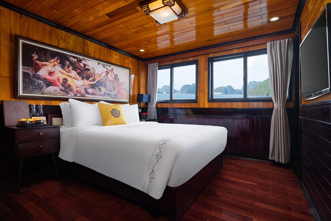 2D1N: Halong Bay 4-Star Cruise - Cave, Kayak, Swim, Meals - Day one: islands, lunch, and life on the boat