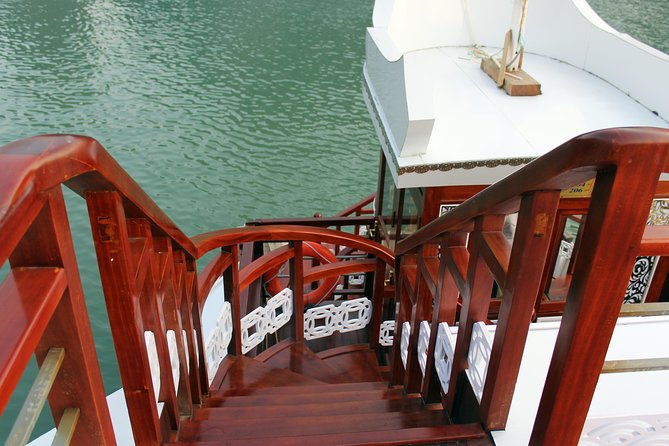 3-Day Cruise Relaxing and Kayaking on Oriental Sails - The Hanoi transfer and the real cost