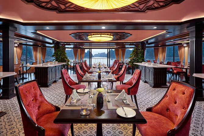 3-Day Cruise Tour to Halong Bay and Lan Ha Bay from Hanoi - Lunch among limestone islands