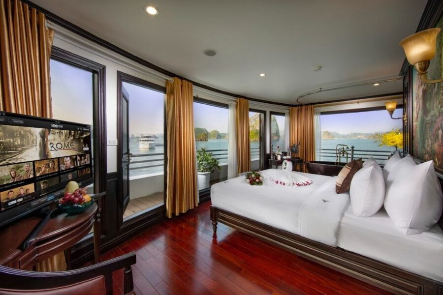 3 Day Hanoi - Ninh Binh - Halong Bay 5 Star Cruise & Balcony - Sung Sot Cave and an early start