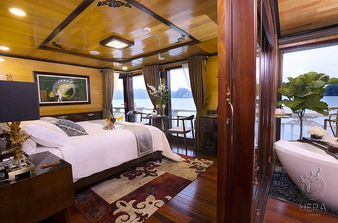 3-Day Hera Cruise Tour in Halong Bay from Hanoi - Lan Ha Bay lunch and a pearl farm visit