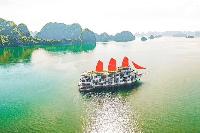 3 Days 2 Nights Oasis Bay Classic Cruise Halong Bay - Why two nights make a difference in Halong Bay