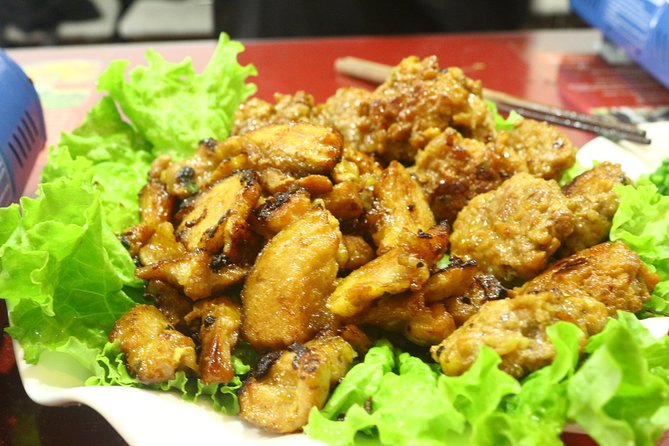 3 Dishes cooking + Egg Coffee bonus & Local Market Tour - Choosing three dishes for the shared meal