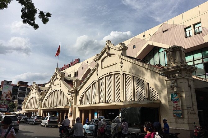 3 Hours Hanoi City Walking Tour with Optional Train Street - O Quan Chuong and the End of the Route