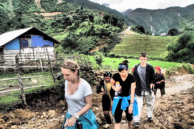 3-Night Sapa Trekking Tour from Hanoi - Night train from Hanoi: useful, but not effortless