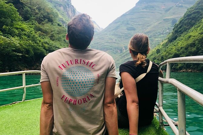 4-Day Ha Giang Loop Tour (small group with easy rider) - Day 2: Nho Que River and the great road over Ma Pi Leng
