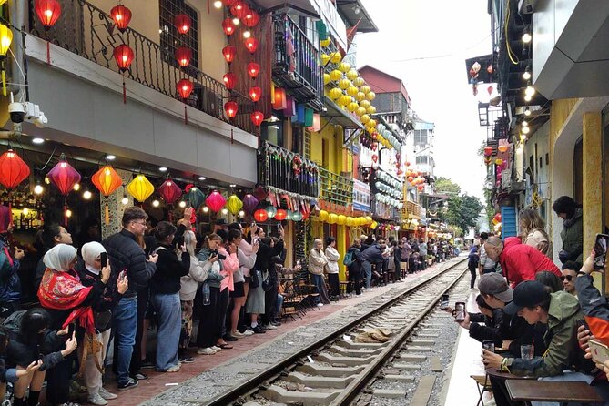 4 Hours Private City Tour with Highligh Train Street - Temple of Literature, Vietnam’s first university