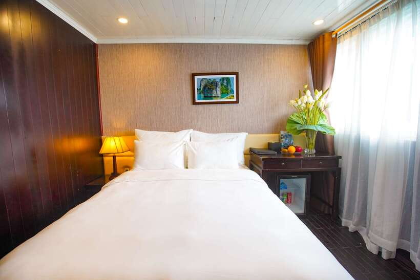4-star Halong Paloma Cruise 2D1N Trip - Cooking class, lunch, and the ride back to Hanoi