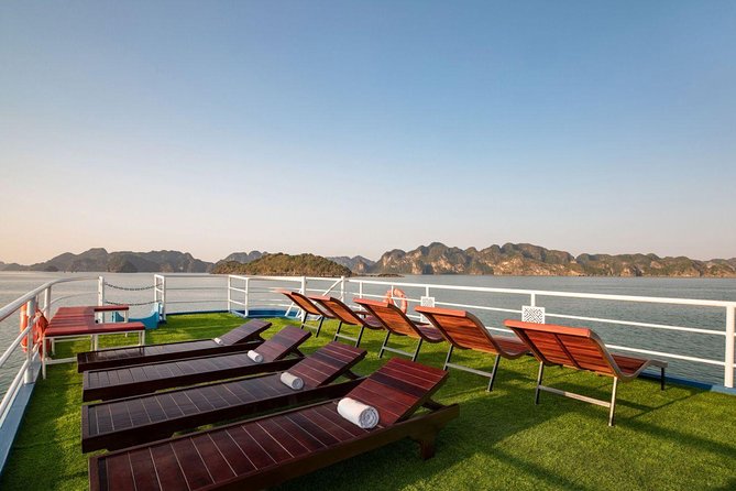 5-Star Luxury Cruise: Discover Ha Long & Lan Ha Bay from Hanoi - Sunset party and the final views