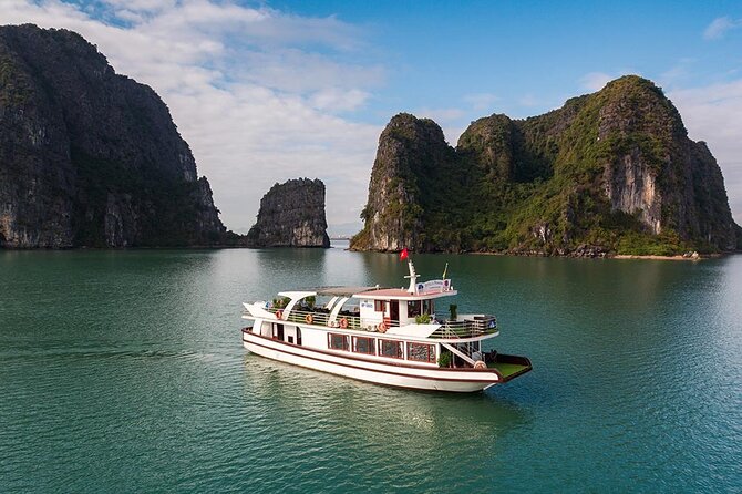 6 Hour Cruise in Hanoi - Exploring Surprise Cave