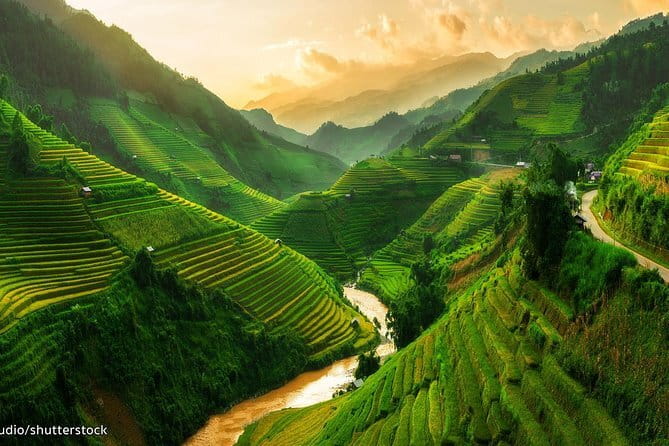 7 Days 6 Nights Special Package Hanoi - Halong - Sapa with Hotel 4 Star - At a glance