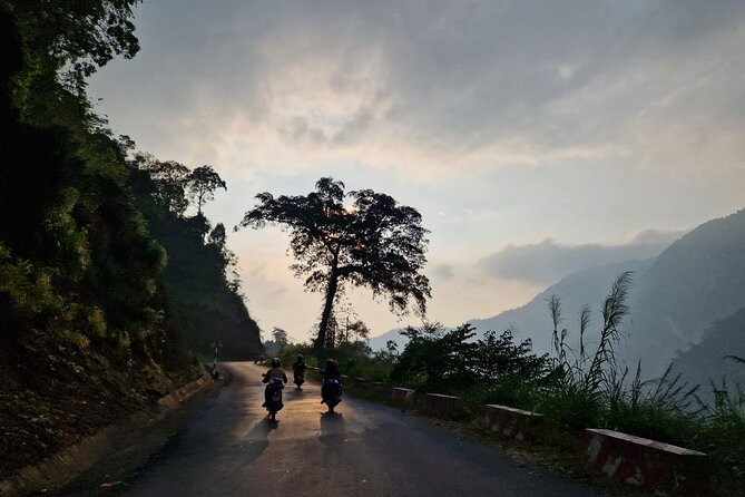 7 Days Dong Van Ha Giang Private Loop Tour with Wellness Programs - Day 5: Flax, Hmong architecture, and a packed road day