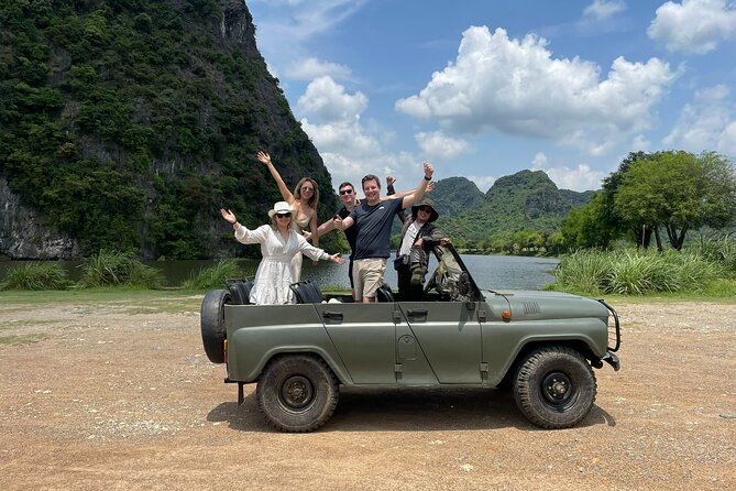 A Glimpse Of Ninh Binh to See all Highlight Ninh Binh 2,5 Hours - Why the open-air jeep works well in Ninh Binh