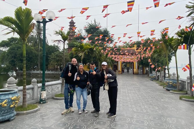 All-in-One Hanoi Walking Tour Through a Train Street - The lesser-seen corners between major stops