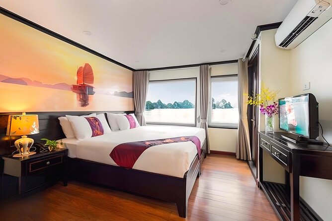 Amanda Cruise - Ha Long, Lan Ha Bay - All Inclusive 2D1N & 3D2N - Hang Luon Cave by kayak or local boat