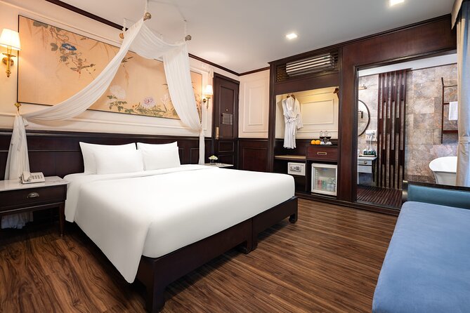 Amanda Cruise - Ha Long, Lan Ha Bay - All Inclusive 2D1N & 3D2N - Service, guides, and the human side of the trip