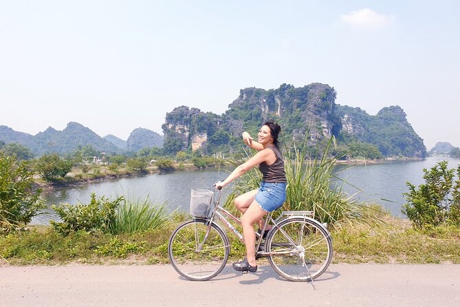 Amazing Ninh Binh Day Trip-Hoa Lu-biking-Trang An-Mua cave. - What the guide adds
