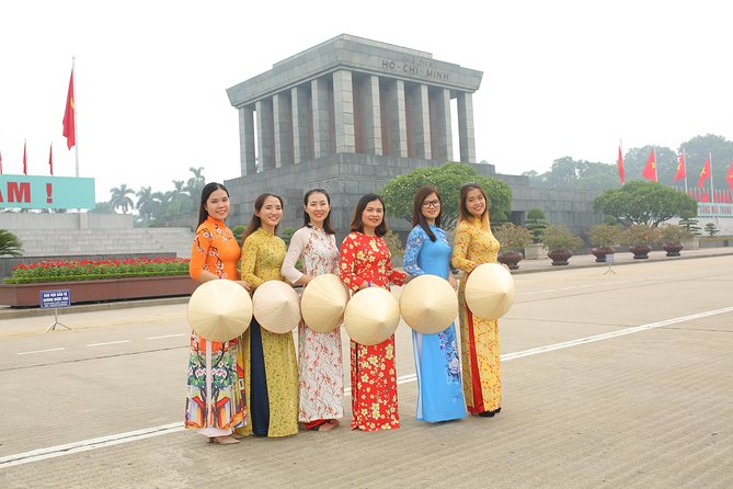 Ao Dai Rental in Hanoi - Timing, meeting points, and getting around