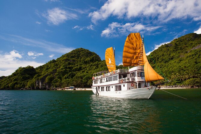 Authentic of Vietnam & Cambodia Tour - full package - One night on Halong Bay