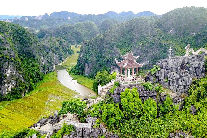 Bai Dinh- Mua Cave and Trang An boat trip - Guide quality and what the rating tells you