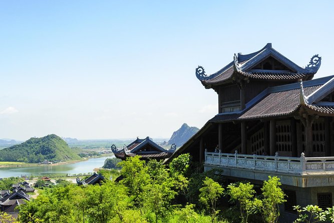 Bai Dinh Trang An Day Trip with Buffet Lunch,Boat Trip and Electric Car 2 Ways - Trang An by shared boat: the day’s strongest experience
