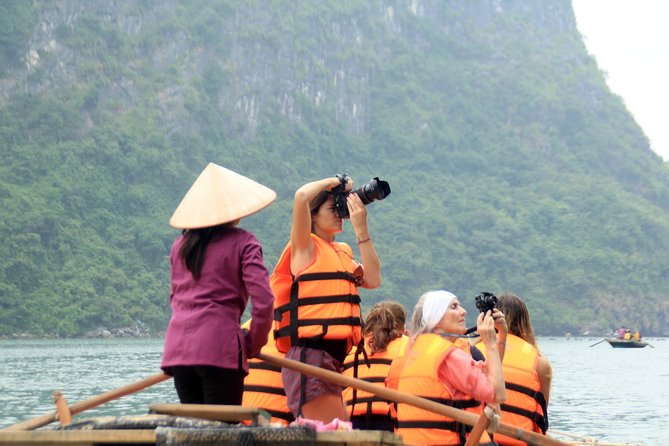 Bai Tu Long Bay Boutique Cruise: Visit Bai Tu Long bay & Overnight boat in 2 day - Sunset, happy hour, and sleeping onboard