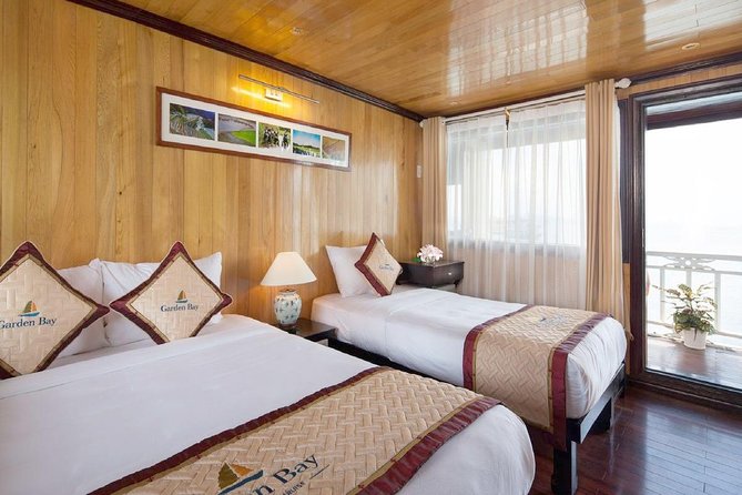 Bai Tu Long Bay Boutique Cruise: Visit Bai Tu Long bay & Overnight boat in 2 day - Tai Chi and the second morning