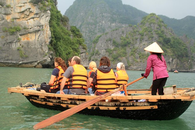 Bai Tu Long boutique & budget cruise 2D: Kayaking, swimming at pristine palaces - A 6:30 AM tai chi start and a gentle second morning