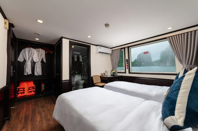 BEST Halong Bay Cruise 2 days 1 night - 5 stars - The five-star question and boat condition